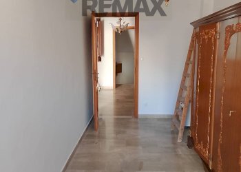 Hall / corridoio - Casa indipendente Via Bonura
 
25, Camporeale - foto 20