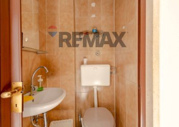 Bagno - Bilocale Via Fraggianni
 
13, Barletta - foto 8