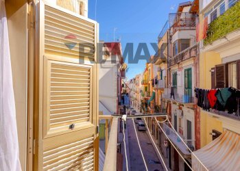 Balcone - Bilocale Via Fraggianni
 
13, Barletta - foto 10