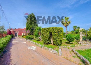 Casa all\'aperto - Villa Via Gabriele D'Annunzio
 
19/A, Bari - foto 2