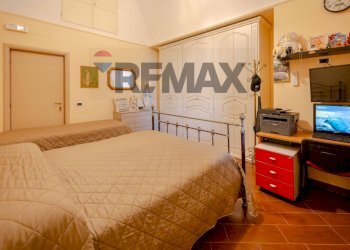 Camera / camera da letto - Villa Via Gabriele D'Annunzio
 
19/A, Bari - foto 19