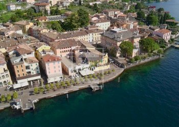 Foto 1 - Quadrilocale via XXIV maggio
 
10, Gargnano - foto 1