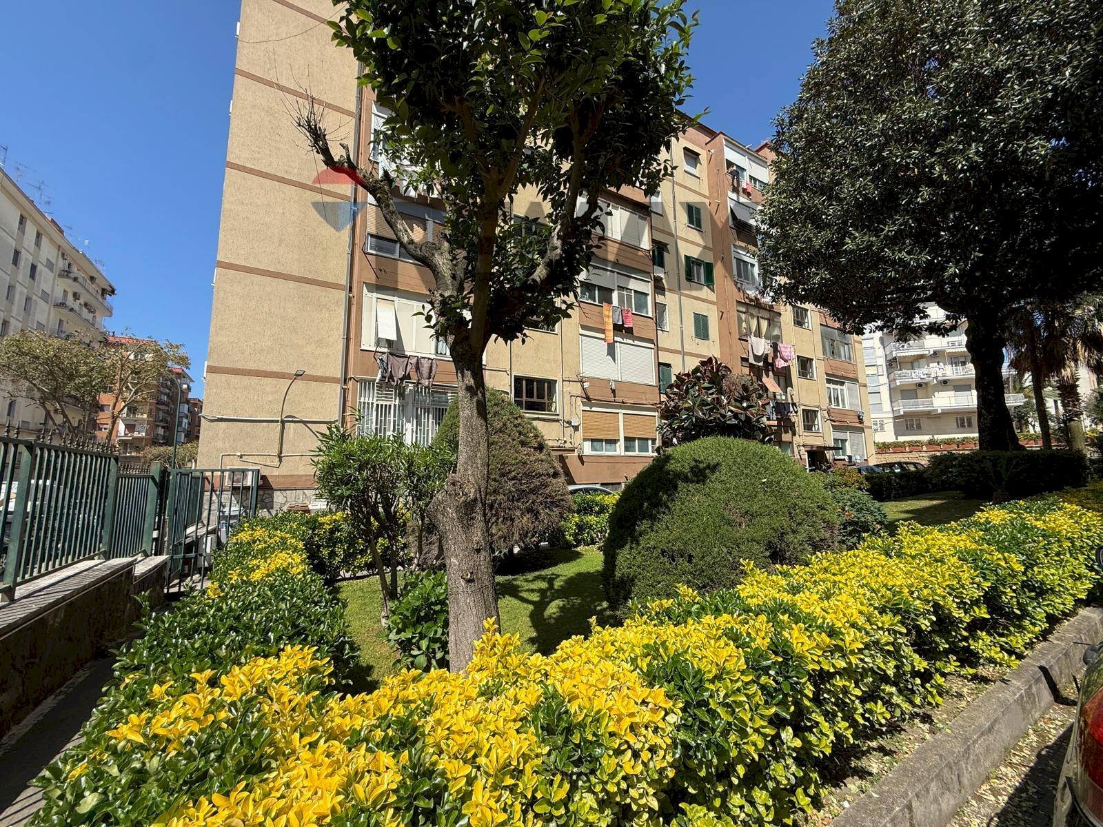 Edificio all\'aperto - Quadrilocale Napoli - foto 1