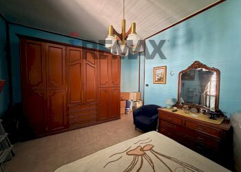 Camera / camera da letto - Quadrilocale Napoli - foto 8