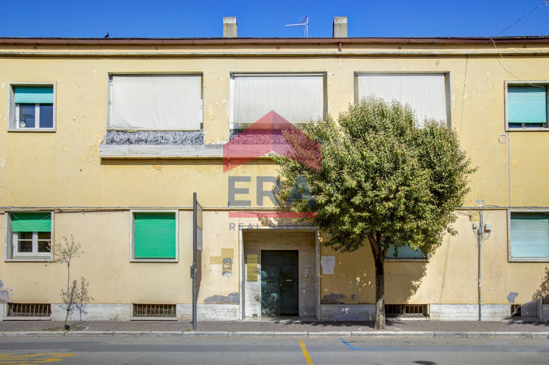 Foto 2 - Appartamento VIA ROMA
 
18, Pomezia - foto 2