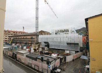 Veduta - Quadrilocale via Teatro Antico
 
18, Teramo - foto 8