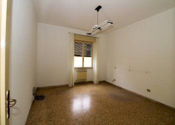 Camera - Quadrilocale via Teatro Antico
 
18, Teramo - foto 19