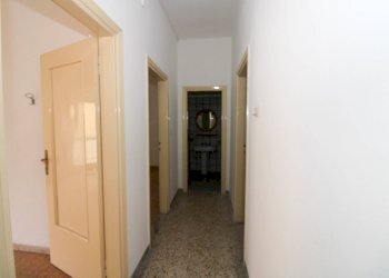 Corridoio - Quadrilocale via Teatro Antico
 
18, Teramo - foto 21