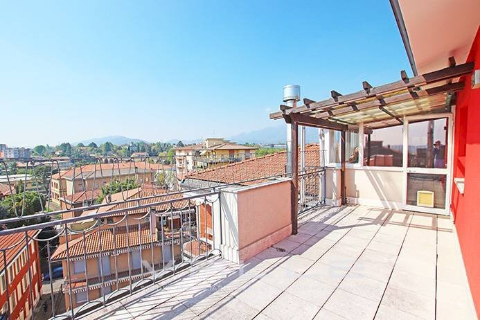 Terrazzo - Attic via Don Lombardi, Ponte San Pietro - photo 3