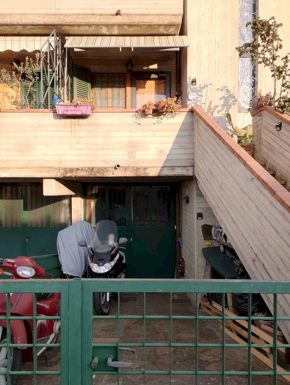 Foto 3 - Villa a Schiera Via Don Giuseppe Dossetti
 
14, Pelago - foto 3