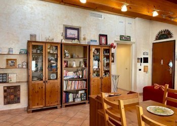 Foto 2 - Two-room apartment Gavirate - photo 2