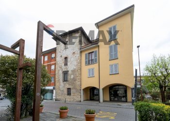 Edificio all\'aperto - Appartamento Largo Vittoria
 
16, Curno - foto 1