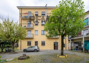 Edificio all\'aperto - Appartamento Largo Vittoria
 
16, Curno - foto 2