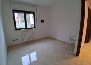 Cameretta - Quadrilocale via Venezia, 163, Taranto - foto 18
