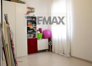 Camera / camera da letto - Trilocale via pietro marocco
 
7, Trezzo sull'Adda - foto 12