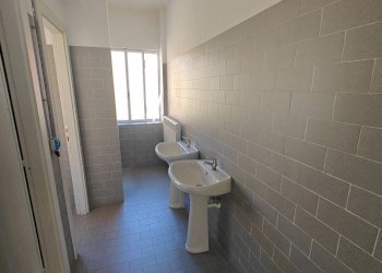 Bagno - Ufficio via Ternengo, 23, Torino (zona Barriera Milano) - foto 22