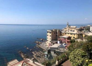 Foto 2 - Appartamento Via Capo Santa Chiara
 
12, Genova - foto 2