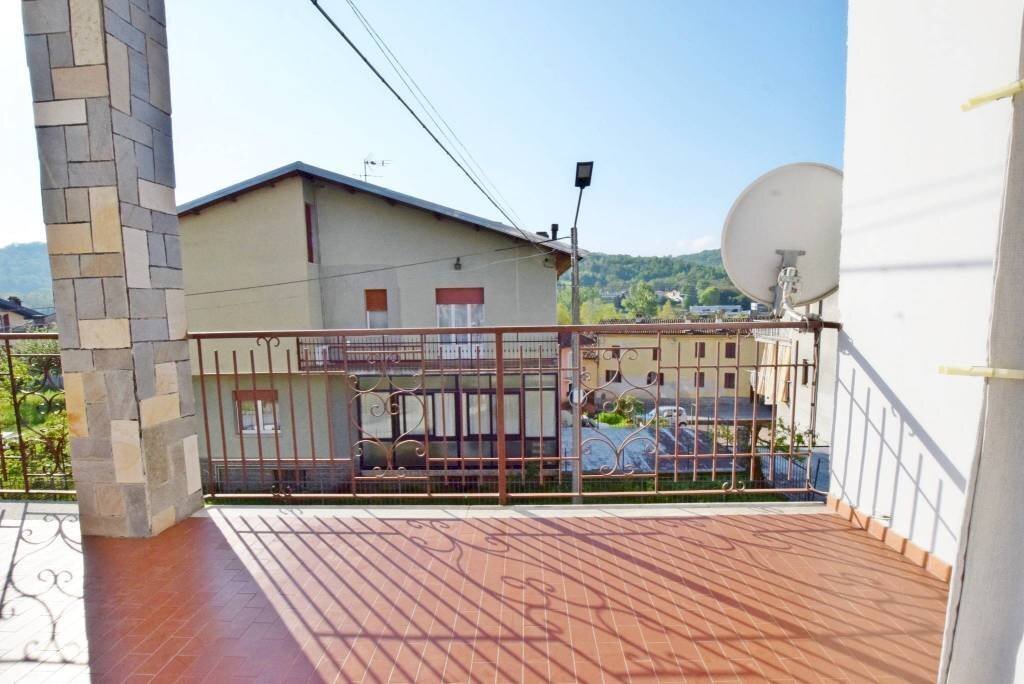 Terrazzo - Three-room apartment via Santa Lucia, 14, San Michele Mondovì - photo 2