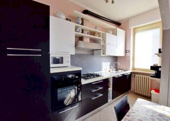 Cucina - Trilocale via Santa Lucia, 14, San Michele Mondovì - foto 9