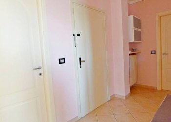Disimpegno - Trilocale via Santa Lucia, 14, San Michele Mondovì - foto 10