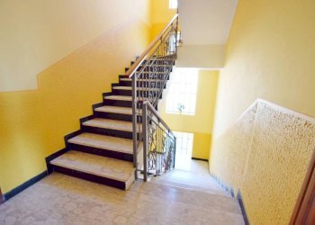 Interno palazzo - Trilocale via Santa Lucia, 14, San Michele Mondovì - foto 16