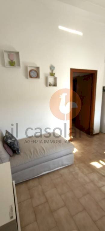 Soggiorno - Two-room apartment via Gasparoli, Fano - photo 2