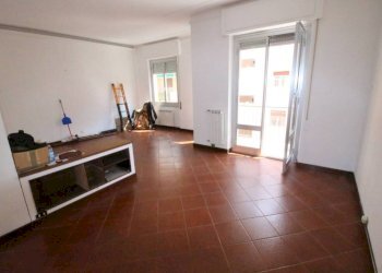 Salone - Trilocale via Pieve di Teco, Genova (zona Prà) - foto 1