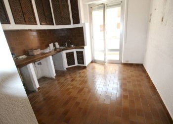 Cucina - Trilocale via Pieve di Teco, Genova (zona Prà) - foto 3