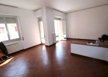 Salone - Trilocale via Pieve di Teco, Genova (zona Prà) - foto 9