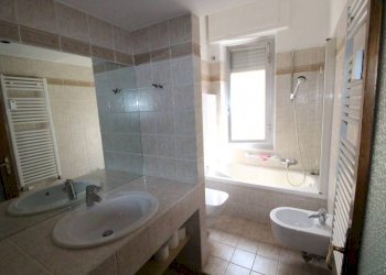 Bagno - Trilocale via Pieve di Teco, Genova (zona Prà) - foto 15