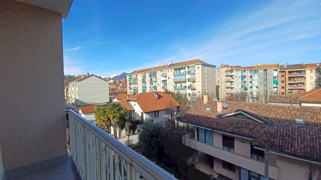 Vista - Trilocale via Cesare Battisti, 4, Rivoli - foto 3