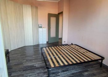 Camera da letto - Trilocale via Cesare Battisti, 4, Rivoli - foto 8