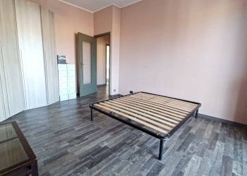 Camera da letto - Trilocale via Cesare Battisti, 4, Rivoli - foto 19