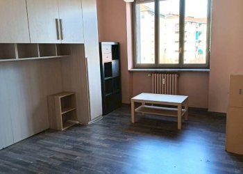 Camera da letto - Trilocale via Cesare Battisti, 4, Rivoli - foto 26