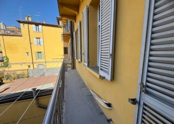Balcone - Quadrilocale via San Felice, 118, Bologna (zona Centro Storico) - foto 9