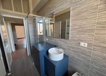 Bagno - Quadrilocale via San Felice, 118, Bologna (zona Centro Storico) - foto 16