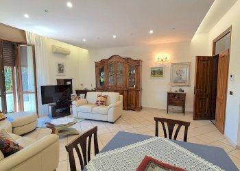 Foto 14 - Semi-detached house Strada di Scentelle
 
6, Terni - photo 14