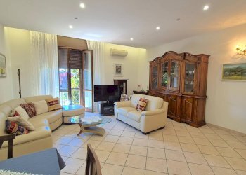 Foto 15 - Semi-detached house Strada di Scentelle
 
6, Terni - photo 15