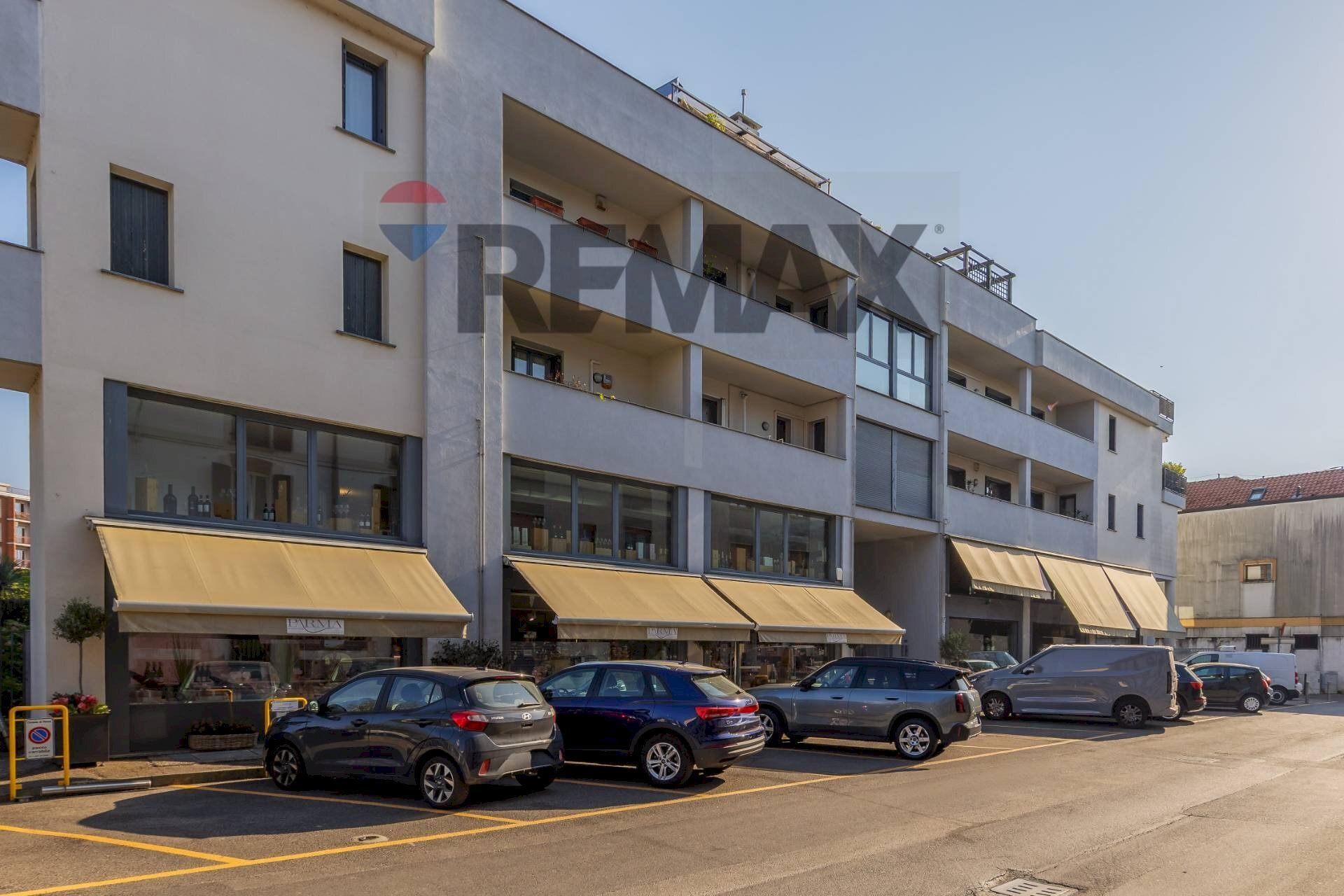 Edificio all\'aperto - Villa Bifamiliare via Col di Lana
 
17, Monza - foto 1