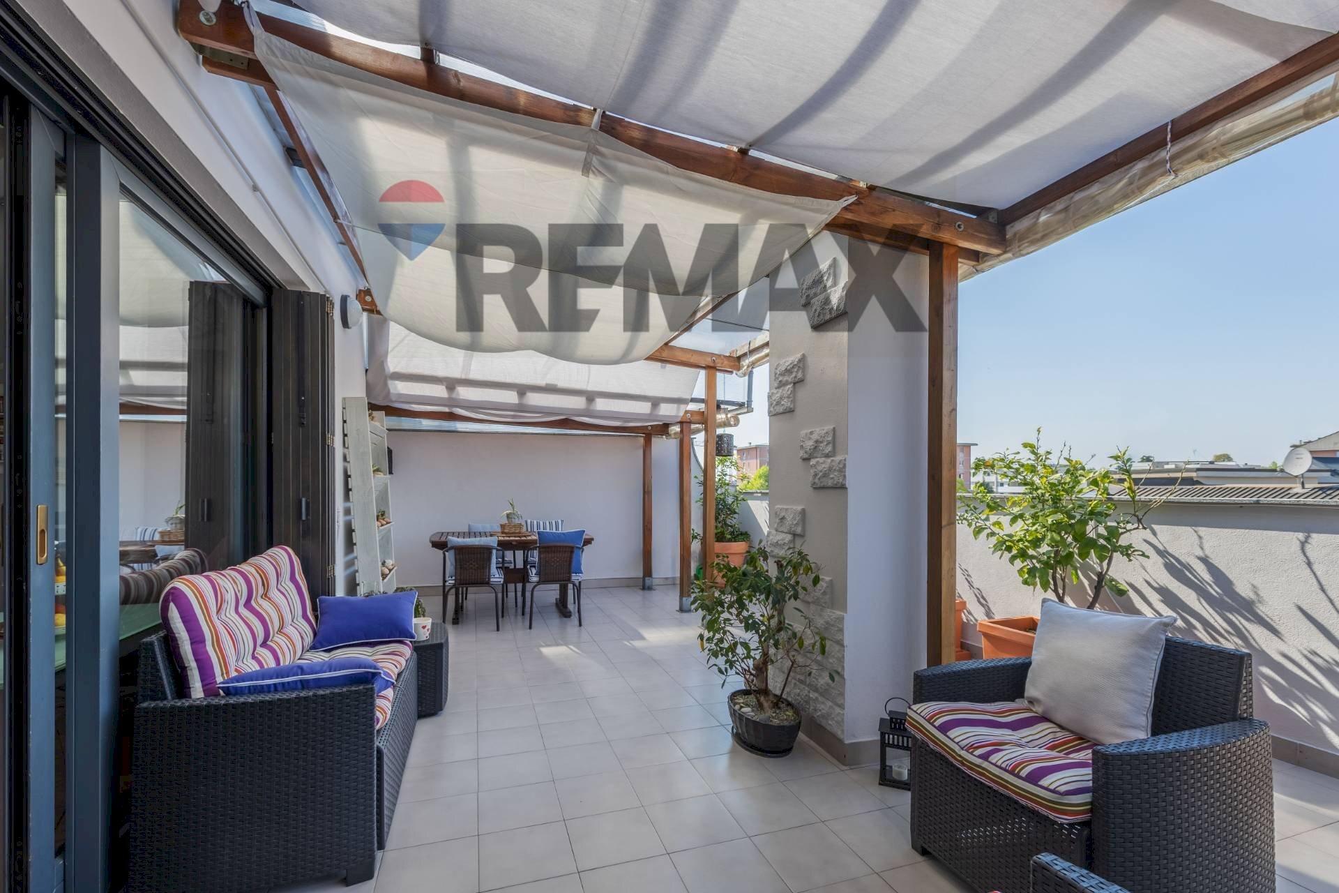 Terrazza - Villa Bifamiliare via Col di Lana
 
17, Monza - foto 1