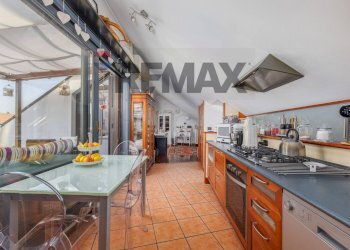 Cucina - Villa Bifamiliare via Col di Lana
 
17, Monza - foto 3