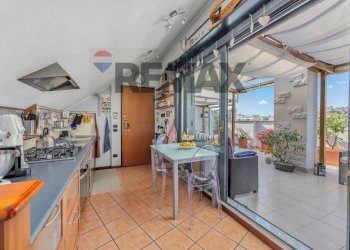 Cucina - Villa Bifamiliare via Col di Lana
 
17, Monza - foto 4