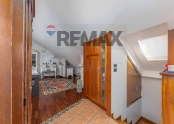 Hall / corridoio - Villa Bifamiliare via Col di Lana
 
17, Monza - foto 14