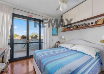 Camera / camera da letto - Villa Bifamiliare via Col di Lana
 
17, Monza - foto 16