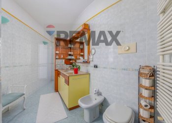 Bagno - Villa Bifamiliare via Col di Lana
 
17, Monza - foto 26