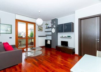 Salone - Bilocale via Berruti e Ferrero, 14, Torino (zona Lingotto) - foto 7