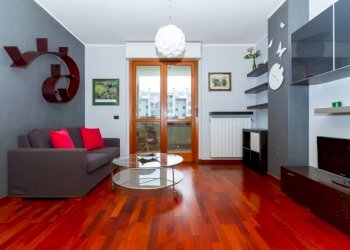 Salone - Bilocale via Berruti e Ferrero, 14, Torino (zona Lingotto) - foto 8