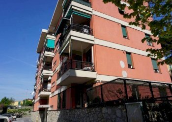Facciata - Trilocale Mura degli Angeli, 11A, Genova (zona San Teodoro) - foto 1