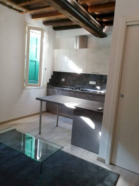 Cucina - Three-room apartment via delle Rose, Modena (neighborhood Centro Storico) - photo 1