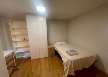 Camera da letto - Quadrilocale via Gabriele Falloppia, Modena (zona Centro Storico) - foto 14